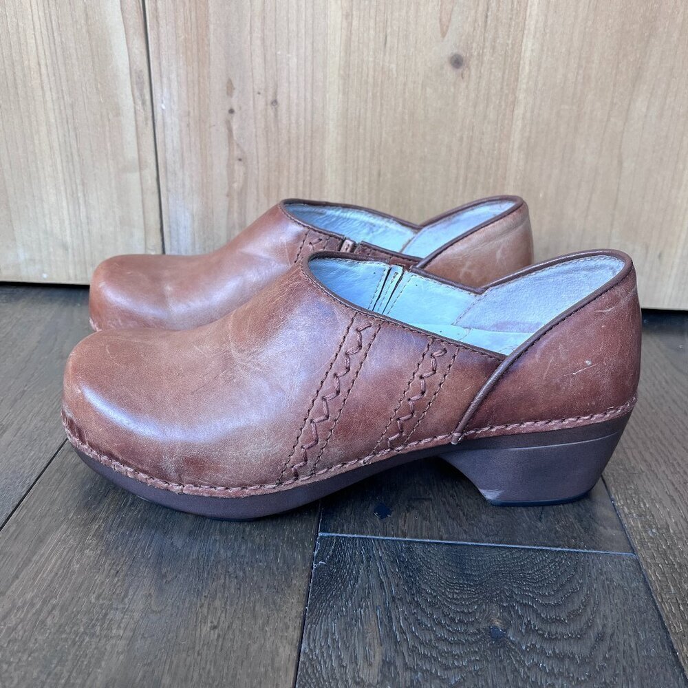 Dansko Sienna Leather Clogs Burnished Tan Size US 7- 7.5 (est) Comfort Shoes